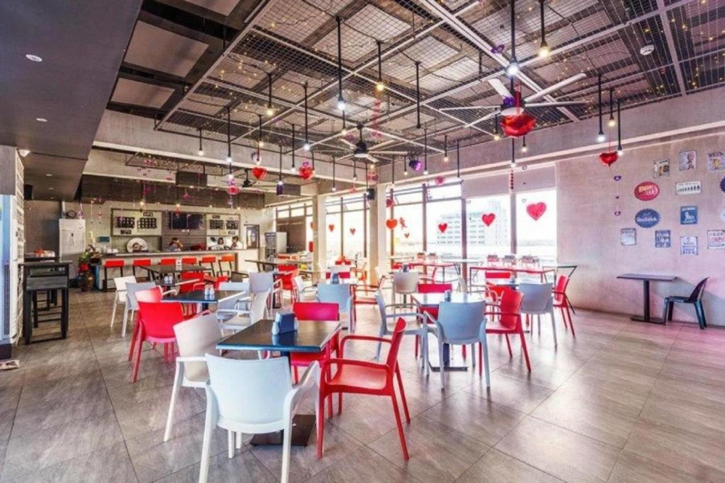 RedDoorz Plus @ Jones Avenue Cebu Zewnętrze zdjęcie