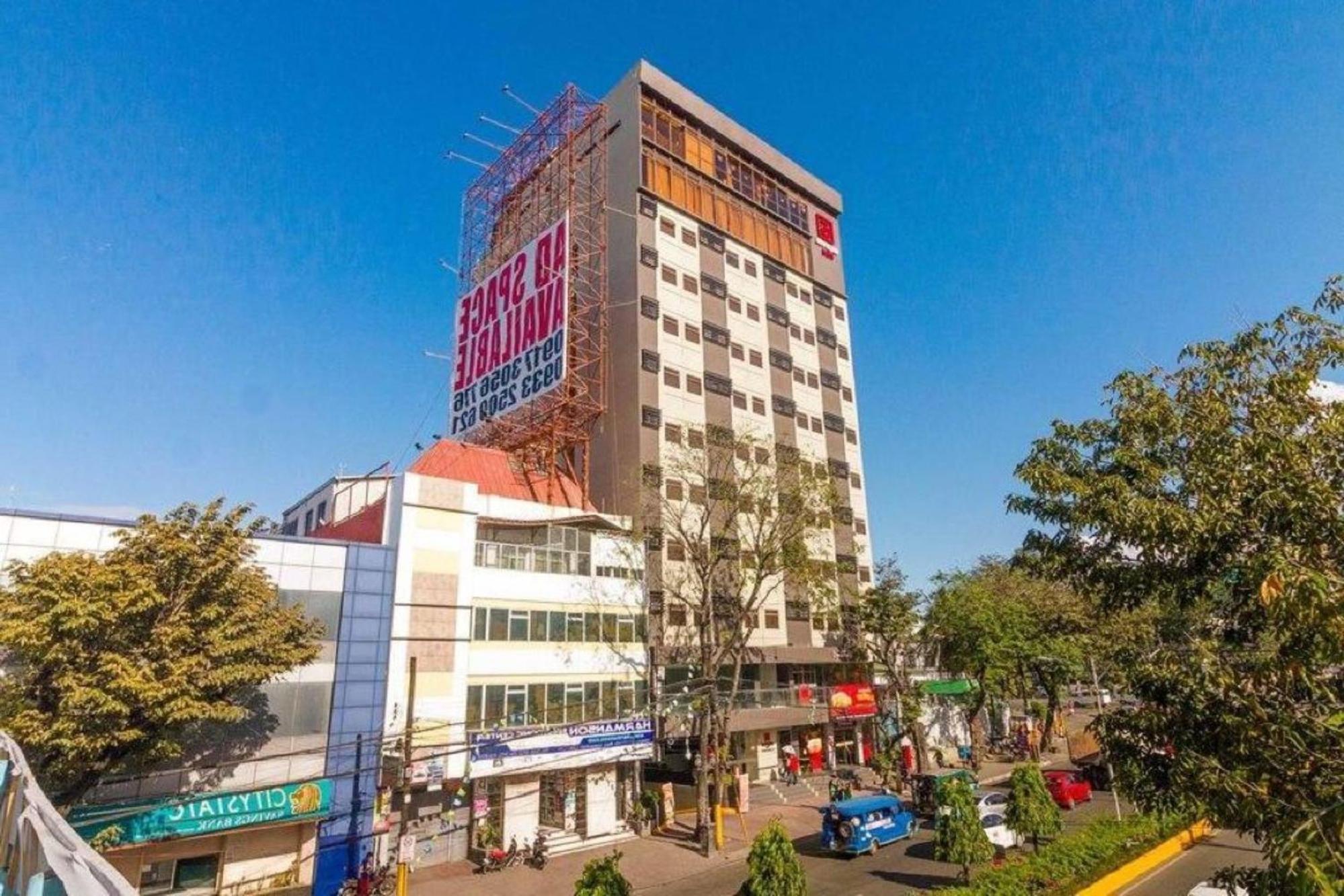 RedDoorz Plus @ Jones Avenue Cebu Zewnętrze zdjęcie